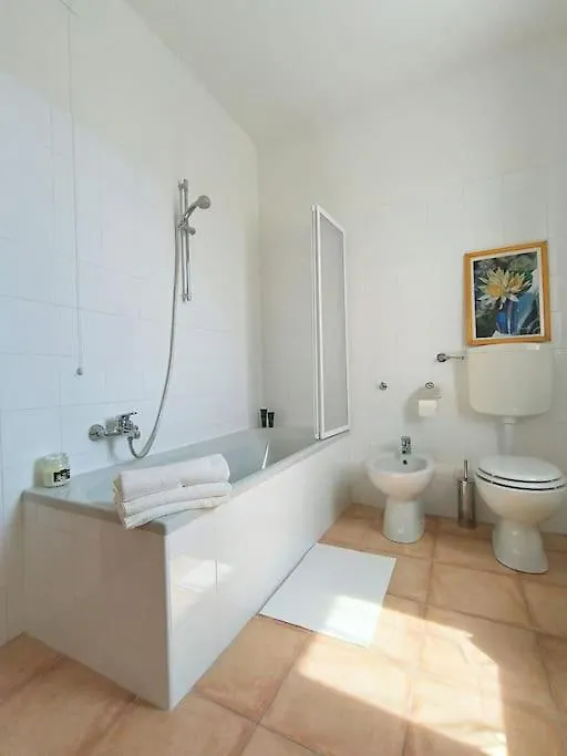 Cornagera Apartment Aviatico