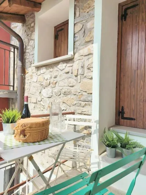 Cornagera Apartment Aviatico 0*,